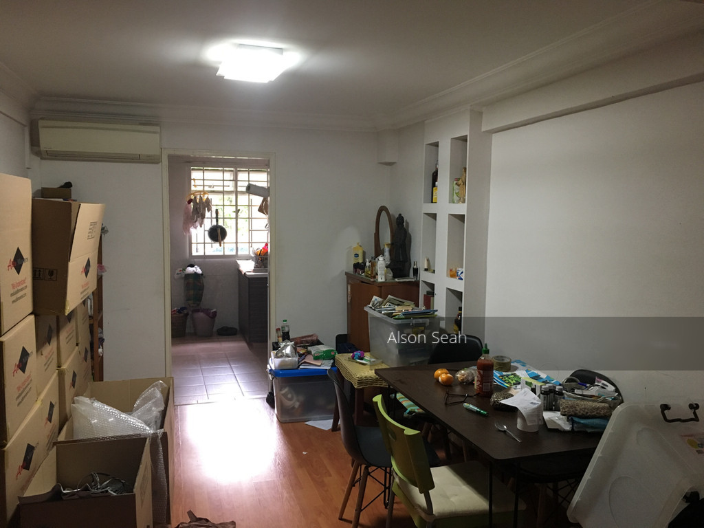 Blk 4 Holland Close (Queenstown), HDB 3 Rooms #137364782